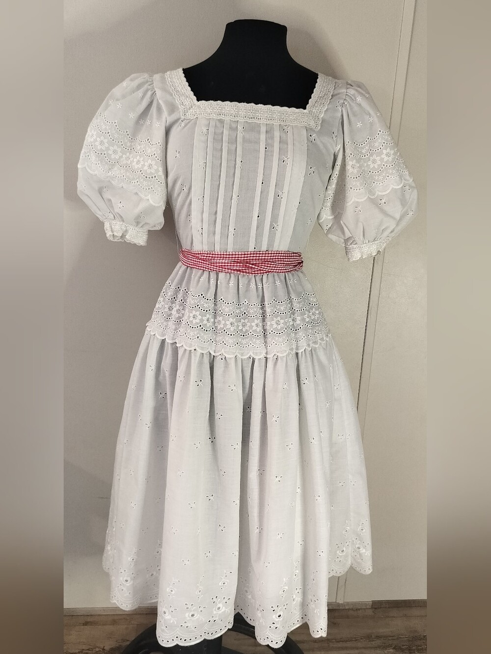 A.J. Bari White Cotton Eyelet Dress with Yellow Pin Detail